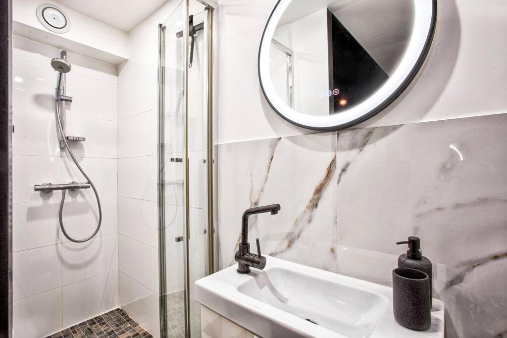Deauville Luxury Blue Loft - Sauna And Inside Pool Trouville-sur-Mer Ngoại thất bức ảnh